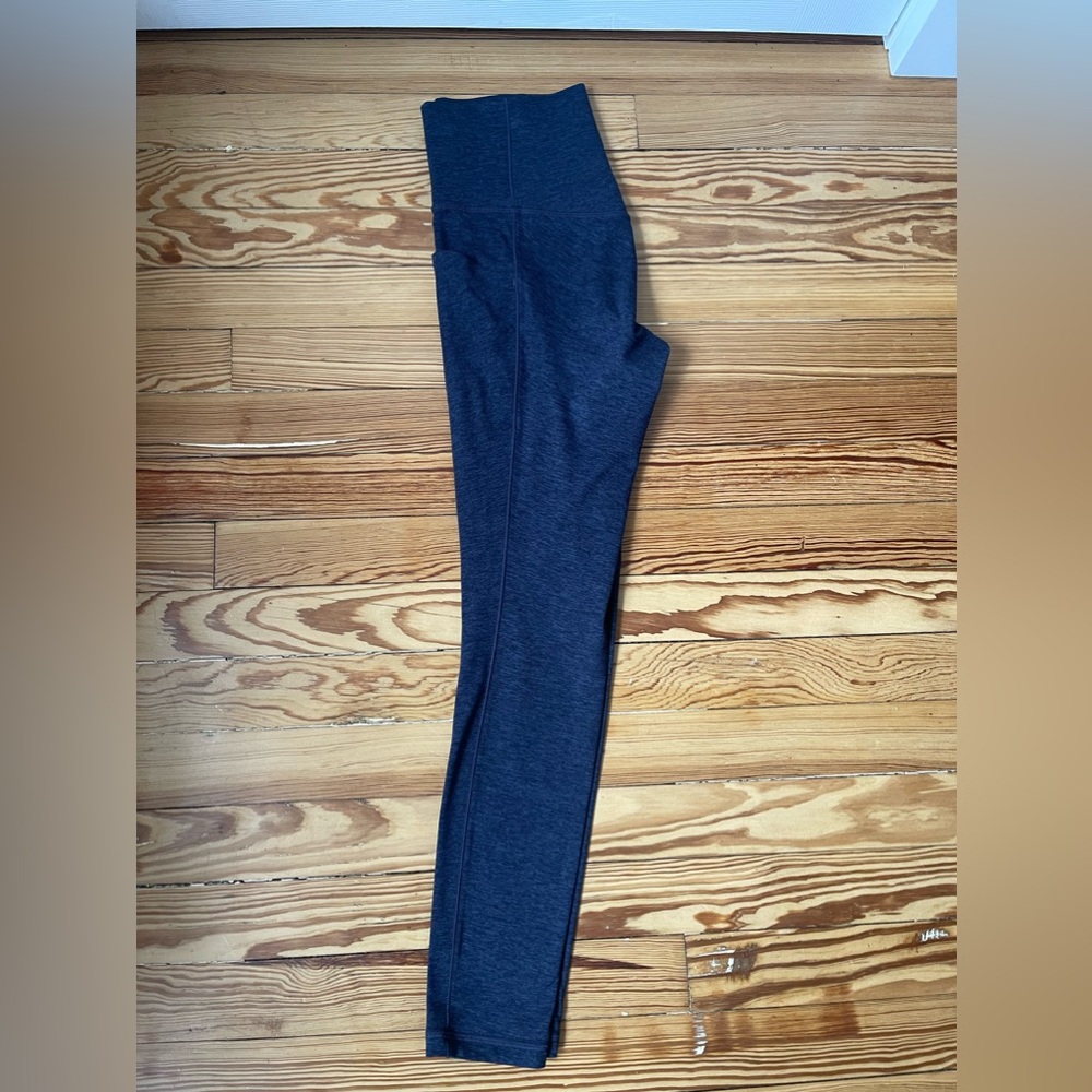 Athleta Salutation Pocket ll softluxe tight